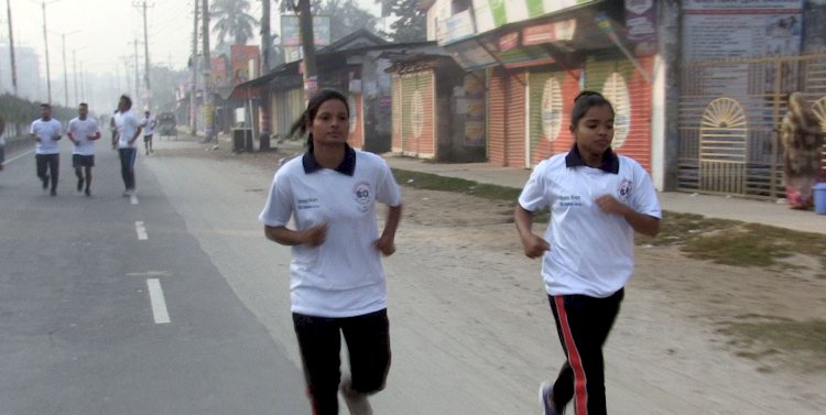 রংপুর জেলা প্রশাসনের উদ্যোগে মিনি ম্যারাথন প্রতিযোগিতা